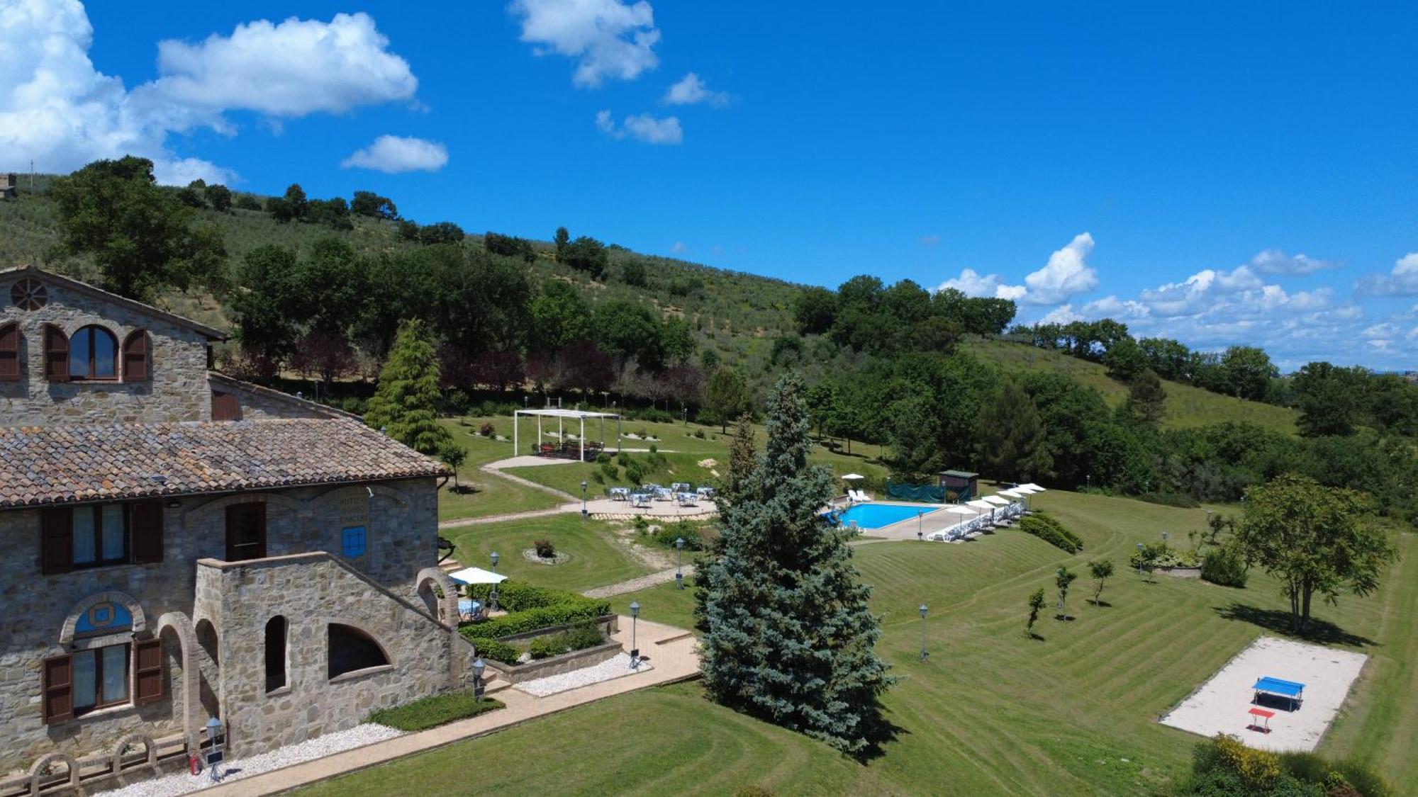 Antico Borgo Carceri & Wellness Bevagna Exterior foto