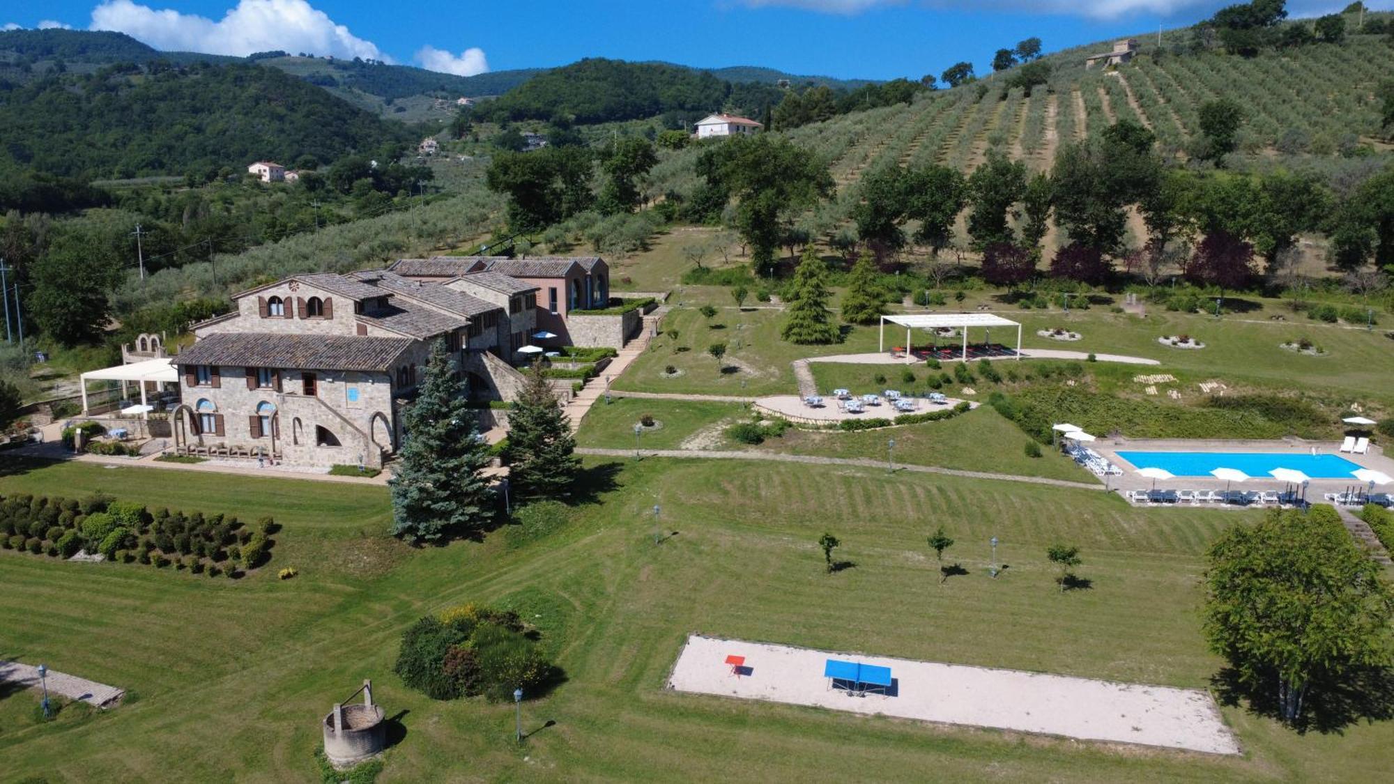 Antico Borgo Carceri & Wellness Bevagna Exterior foto